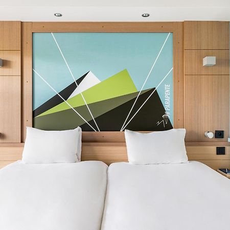 Hotel Ibis Styles Annecy Centre Gare Exterior foto