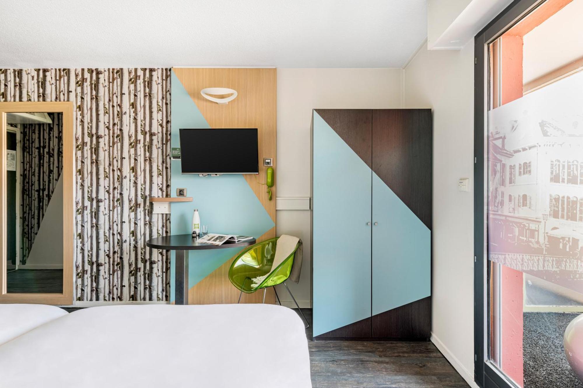 Hotel Ibis Styles Annecy Centre Gare Exterior foto