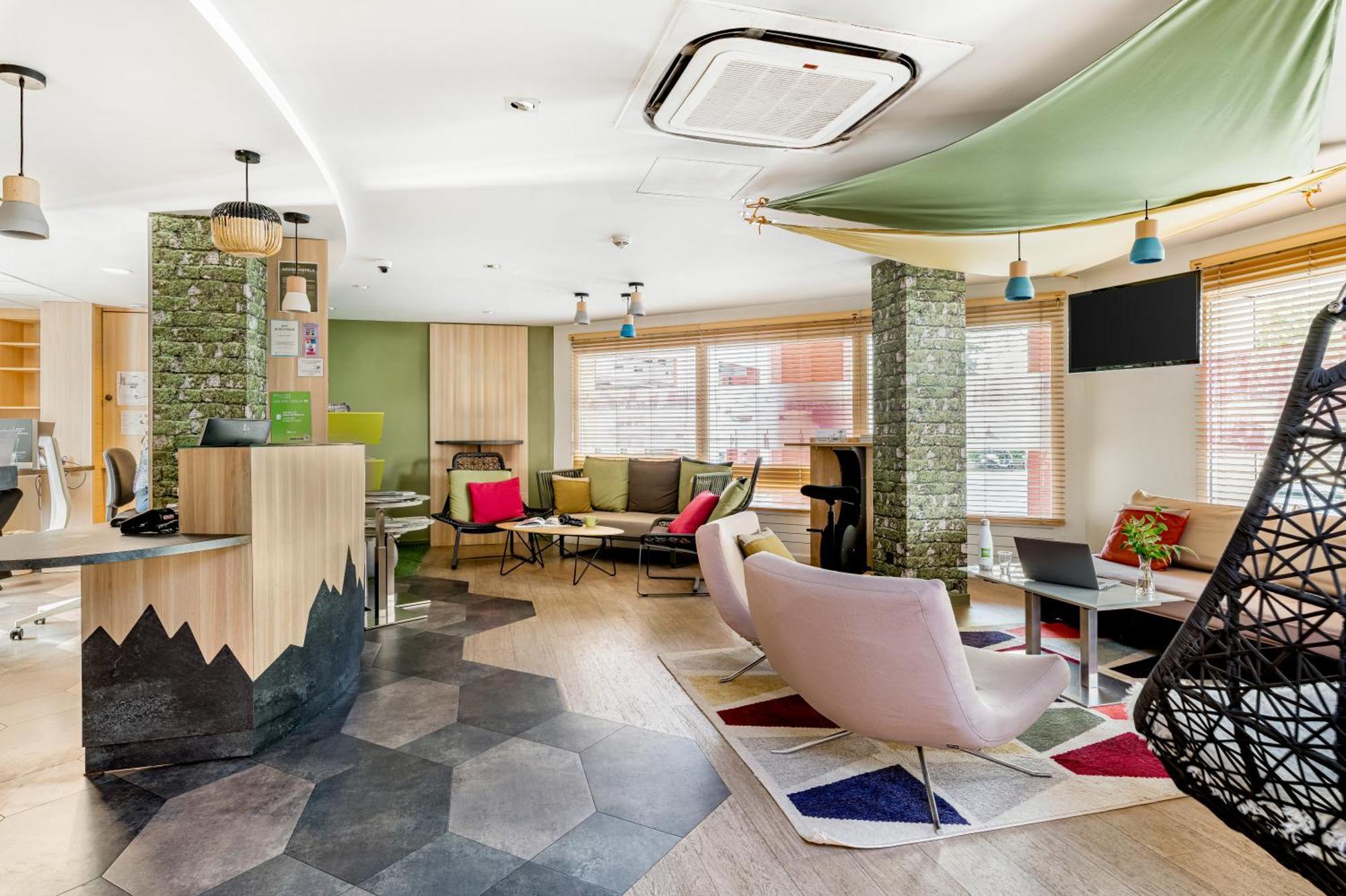 Hotel Ibis Styles Annecy Centre Gare Exterior foto