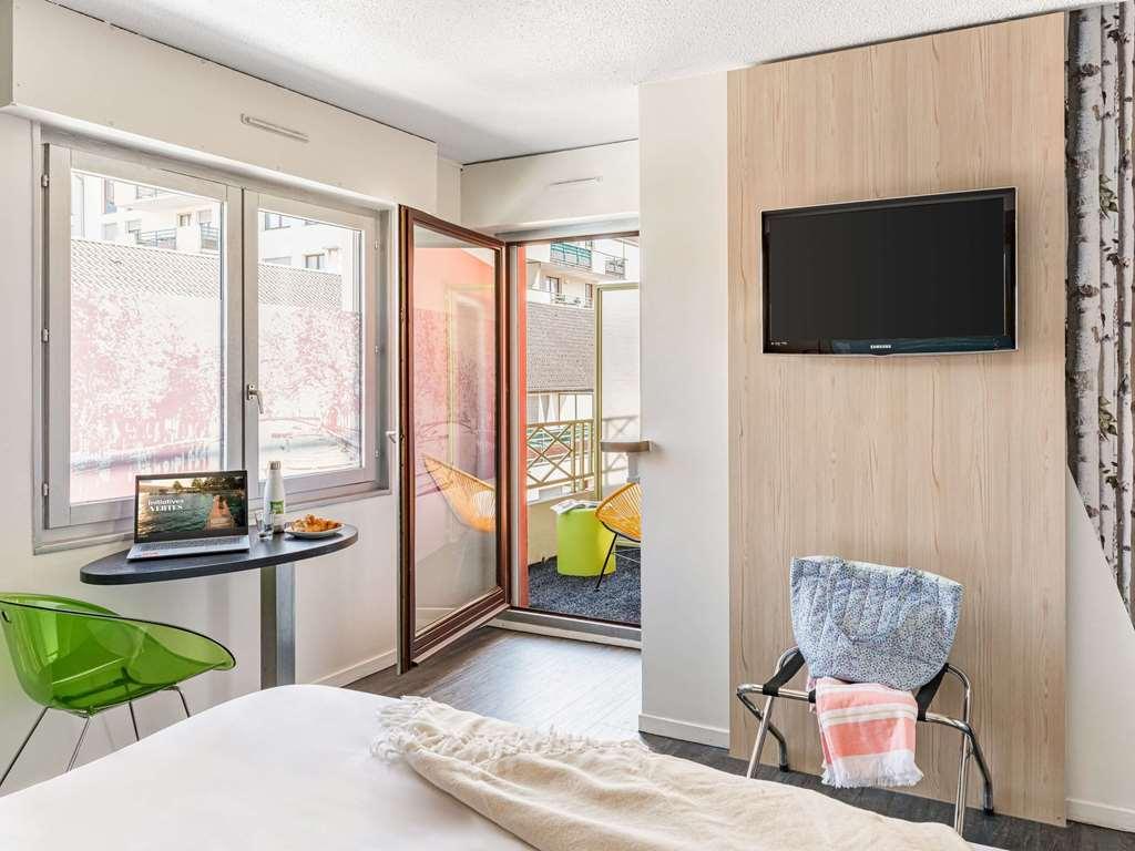 Hotel Ibis Styles Annecy Centre Gare Habitación foto