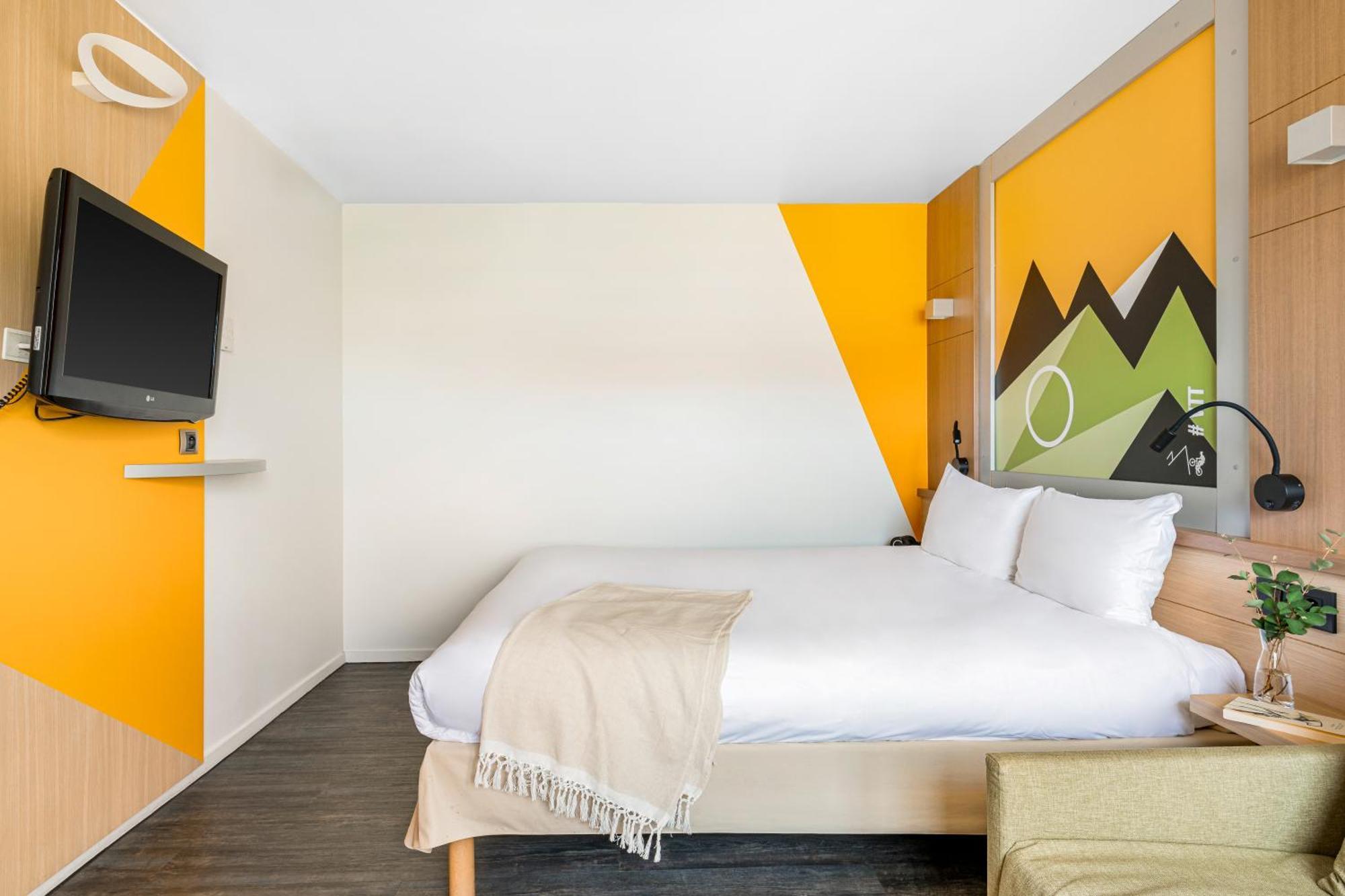 Hotel Ibis Styles Annecy Centre Gare Exterior foto